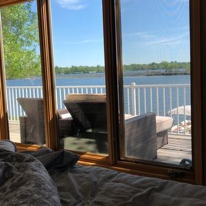 Meet your Posher, Mickey